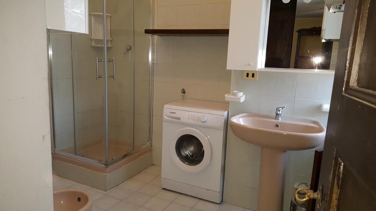 Appartement Torres Rojas à Ivrée Extérieur photo