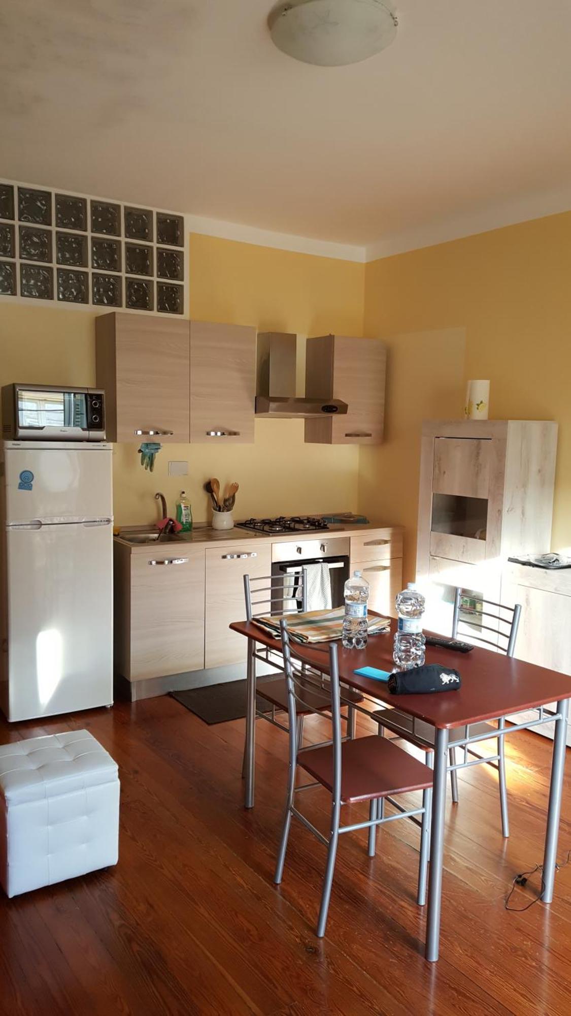 Appartement Torres Rojas à Ivrée Extérieur photo