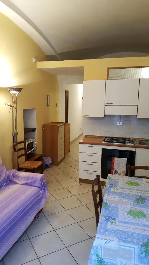 Appartement Torres Rojas à Ivrée Extérieur photo