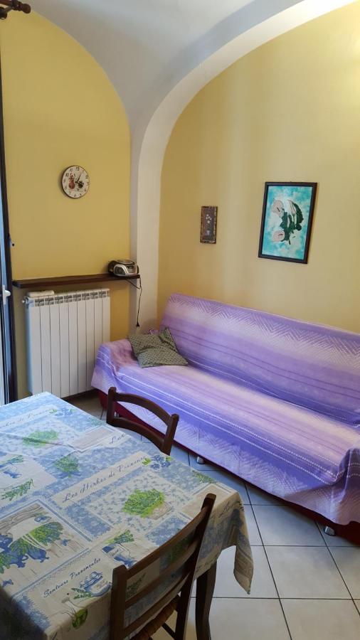 Appartement Torres Rojas à Ivrée Extérieur photo